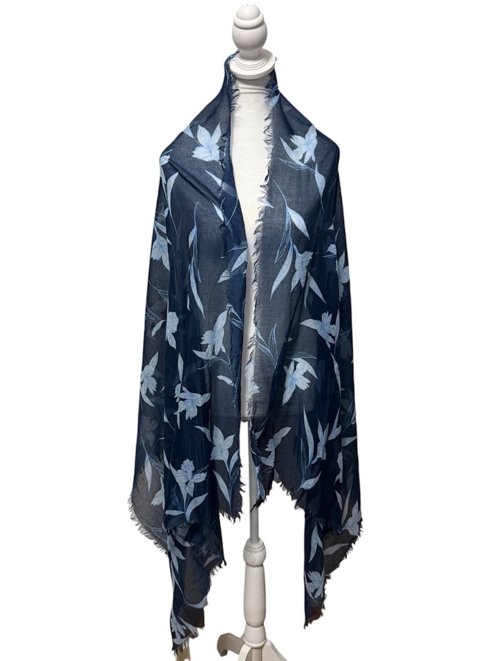 A New Day Floral Navy Blue Lightweight Scarf Wrap Shawl Garden NWT Oversized